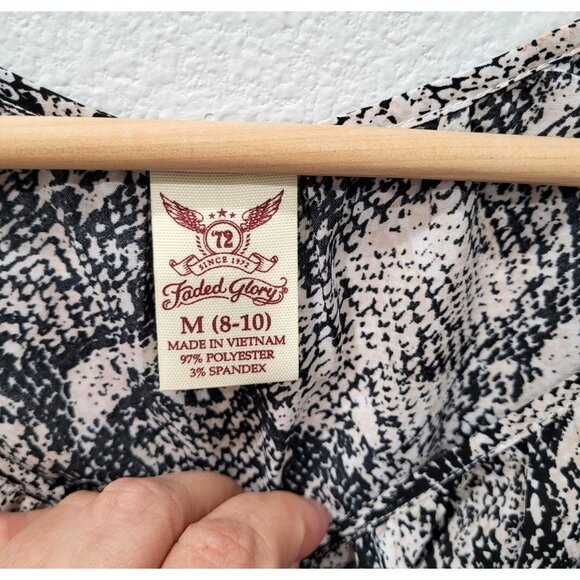 Womens Faded Glory Snake Print Sheer Blouse 3/4 Sleeve Size M - Picture 3 of 9